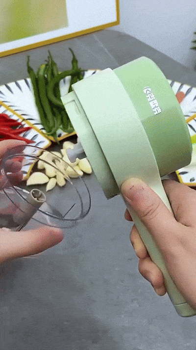 4 in 1 Portable Electric Vegetable Cutter Set
